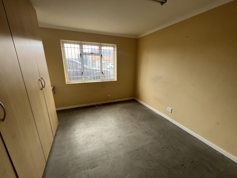To Let commercial Property for Rent in Montague Gardens Western Cape